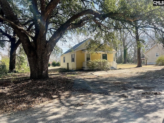 view of side of property