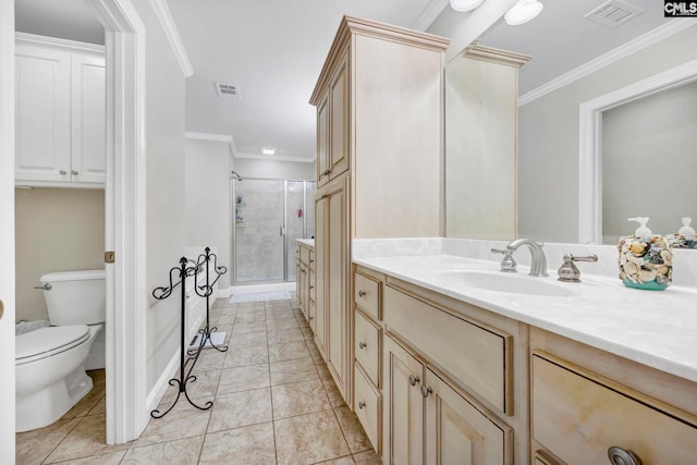 full bath featuring toilet, a shower stall, visible vents, and ornamental molding