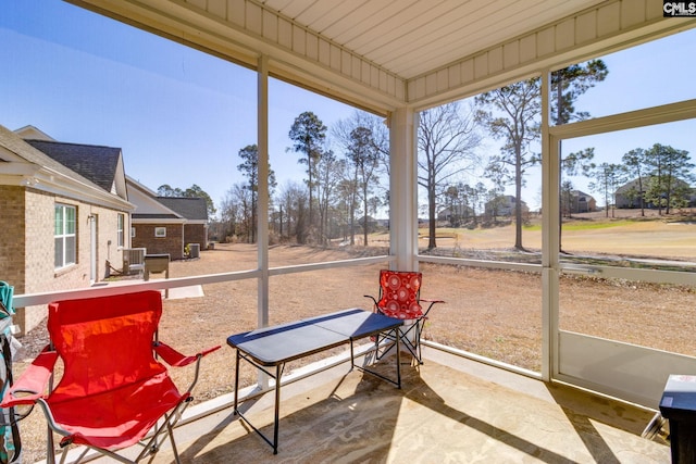 view of sunroom / solarium