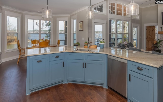 kitchen with dark wood-style flooring, a sink, open floor plan, ornamental molding, and stainless steel dishwasher