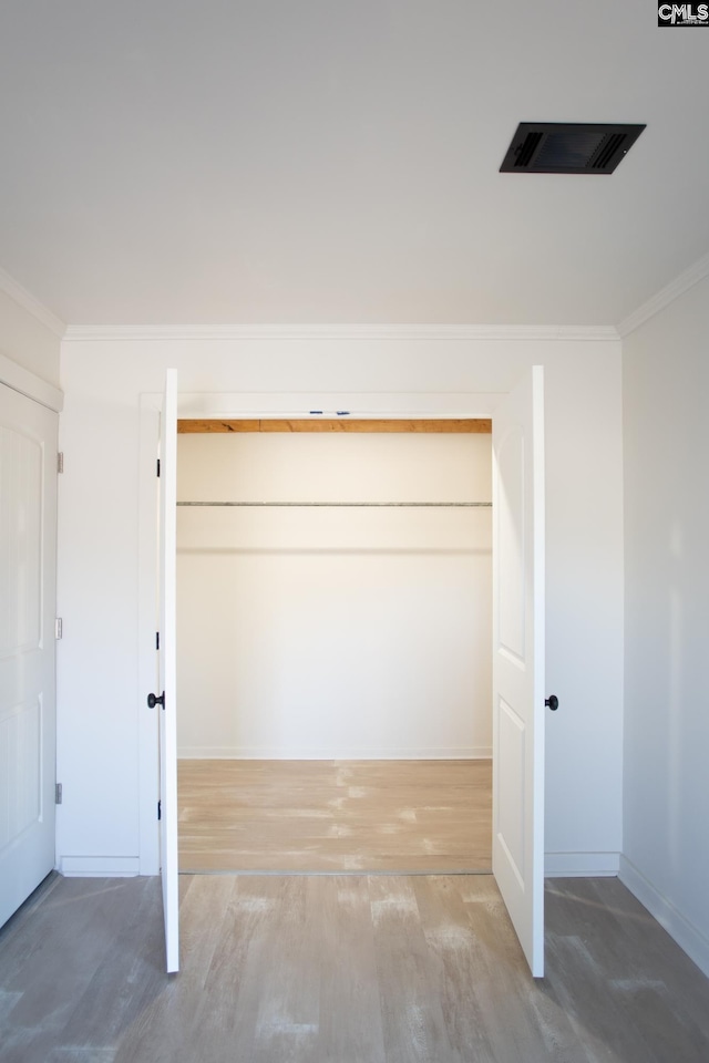 closet with visible vents