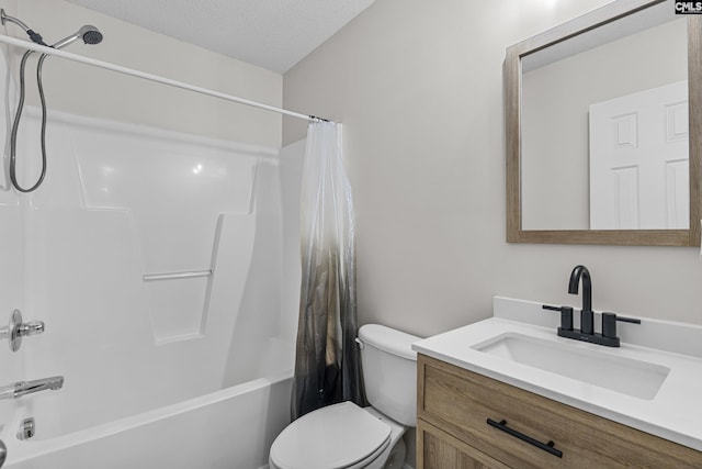 bathroom featuring a textured ceiling, vanity, toilet, and shower / tub combo with curtain