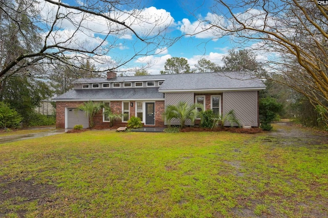 mid-century modern home with driveway, roof with shingles, an attached garage, a front yard, and brick siding