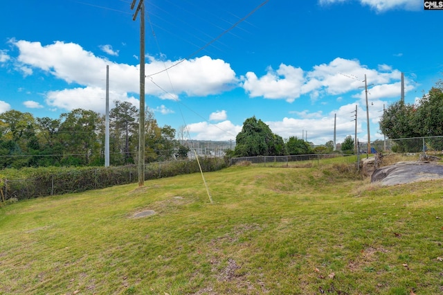 view of yard featuring fence