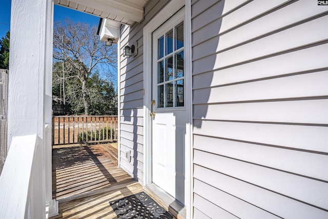 view of property entrance