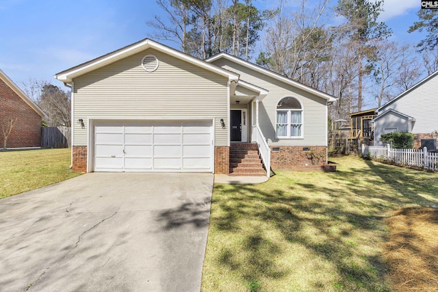 view of front facade featuring a front yard, fence, driveway, and crawl space