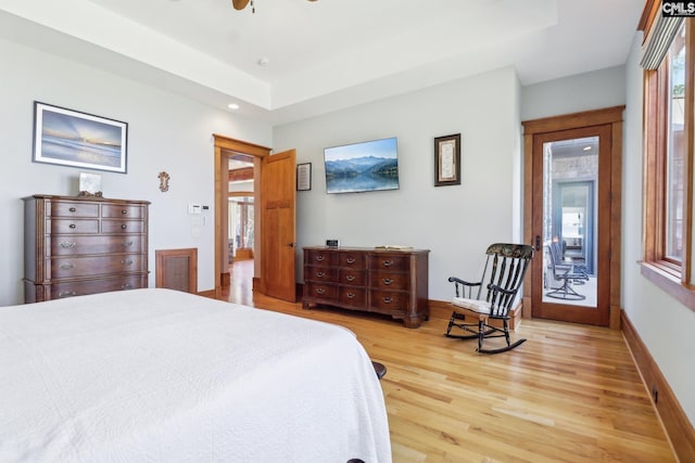 bedroom featuring visible vents, baseboards, light wood finished floors, recessed lighting, and ceiling fan