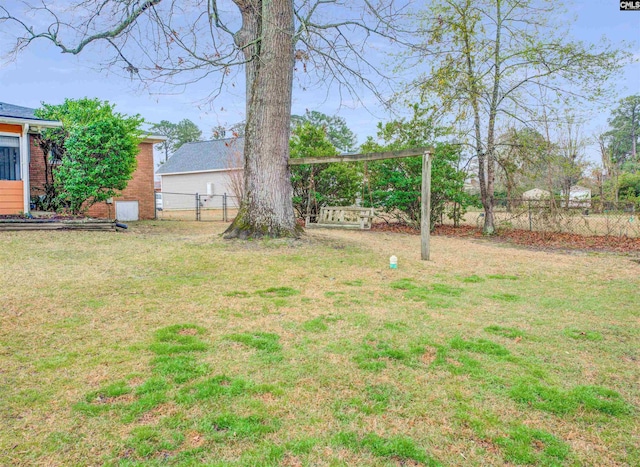 view of yard featuring fence