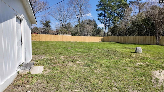 view of yard featuring fence