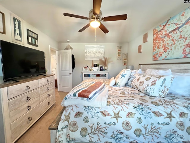 bedroom with a ceiling fan