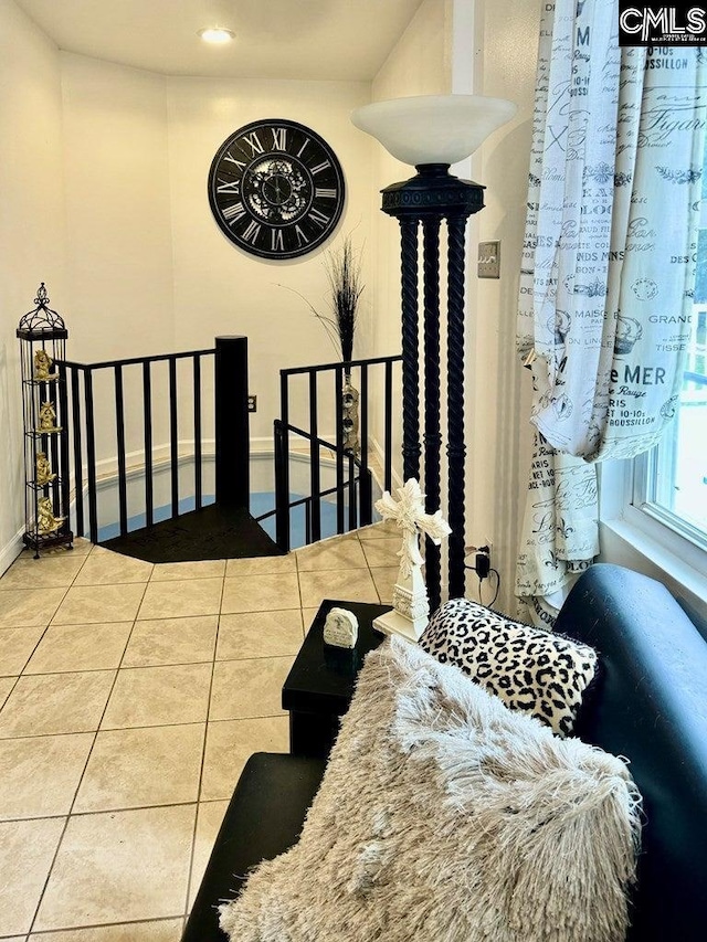 dining room featuring tile patterned flooring, recessed lighting, and baseboards