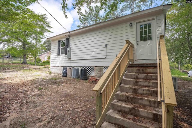 3500 Covenant Rd, Columbia, SC 29204 - rear view of house featuring central AC