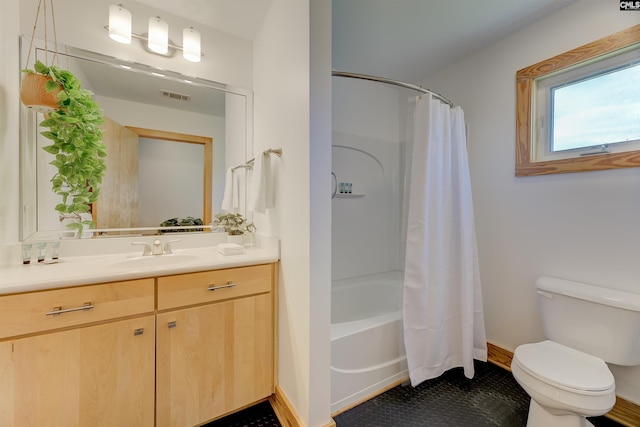 full bathroom with vanity, toilet, baseboards, visible vents, and shower / bath combination with curtain