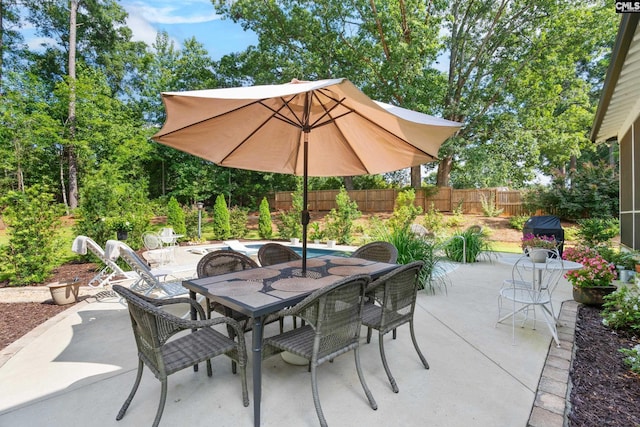 178 Pomaria St, Little Mountain, SC 29075 - view of patio / terrace featuring outdoor dining area and fence