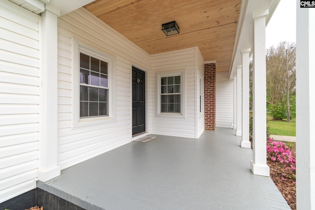 view of patio / terrace featuring covered porch