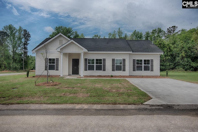 501 Rosemont Dr, Orangeburg, SC 29115 - view of front facade featuring a front lawn