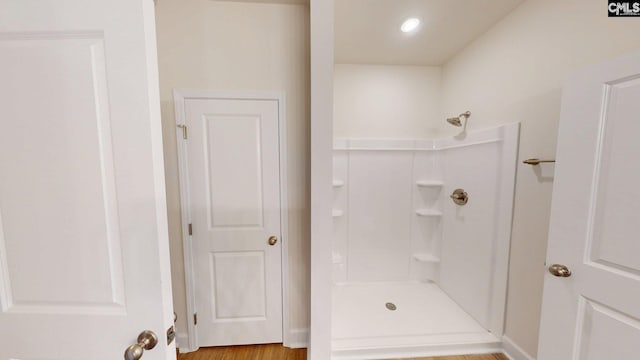 501 Rosemont Dr, Orangeburg, SC 29115 - full bath with a shower and wood finished floors