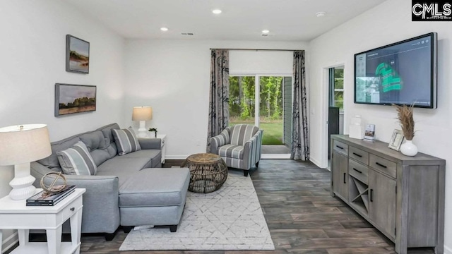 118A Willow Creek Blvd, Lugoff, SC 29078 - living room with dark wood-style flooring, baseboards, and recessed lighting