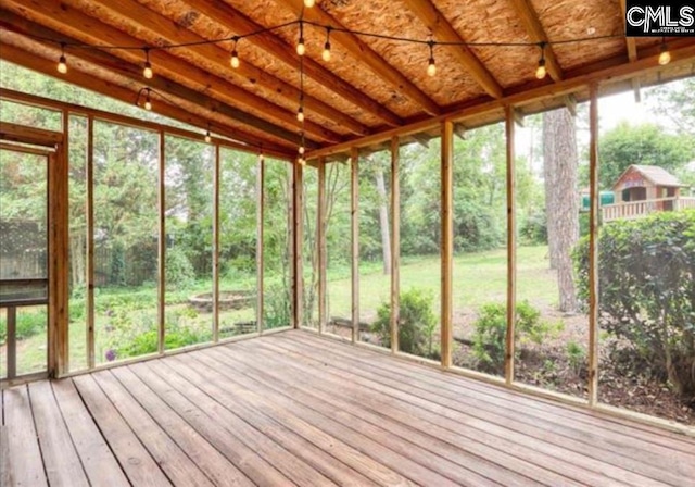 view of unfurnished sunroom