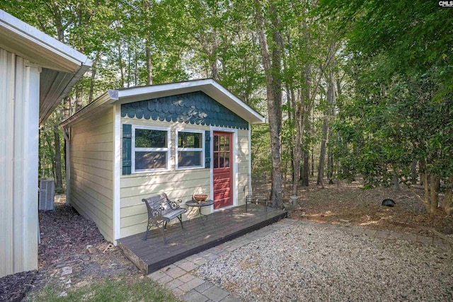 107 Turkey Ridge Ln, Lugoff, SC 29078 - view of outbuilding featuring central air condition unit and an outbuilding