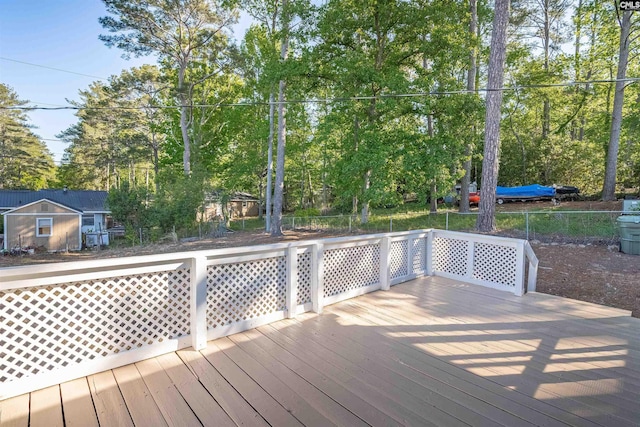 1015 Mandel Dr, Columbia, SC 29210 - deck with fence