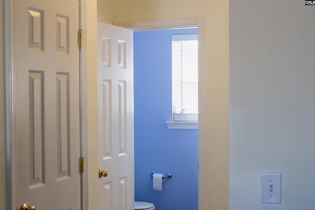 301 Legend Oaks Dr, Columbia, SC 29229 - bathroom with toilet and baseboards