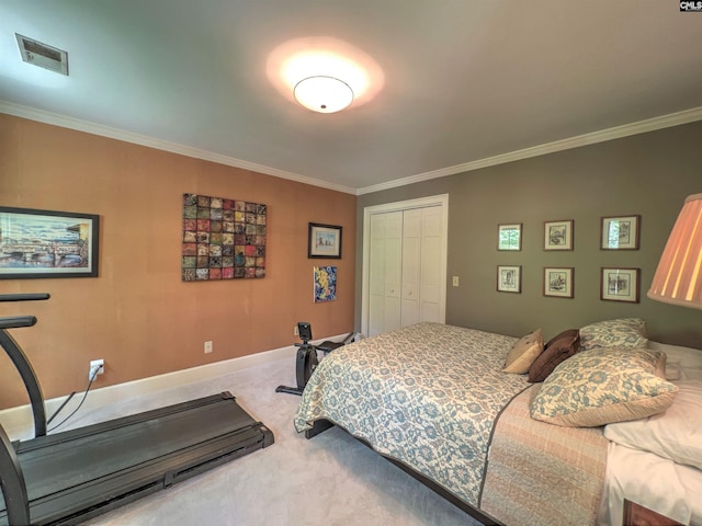 110 Columbia Club Dr, Blythewood, SC 29016 - bedroom featuring crown molding, carpet flooring, and a closet
