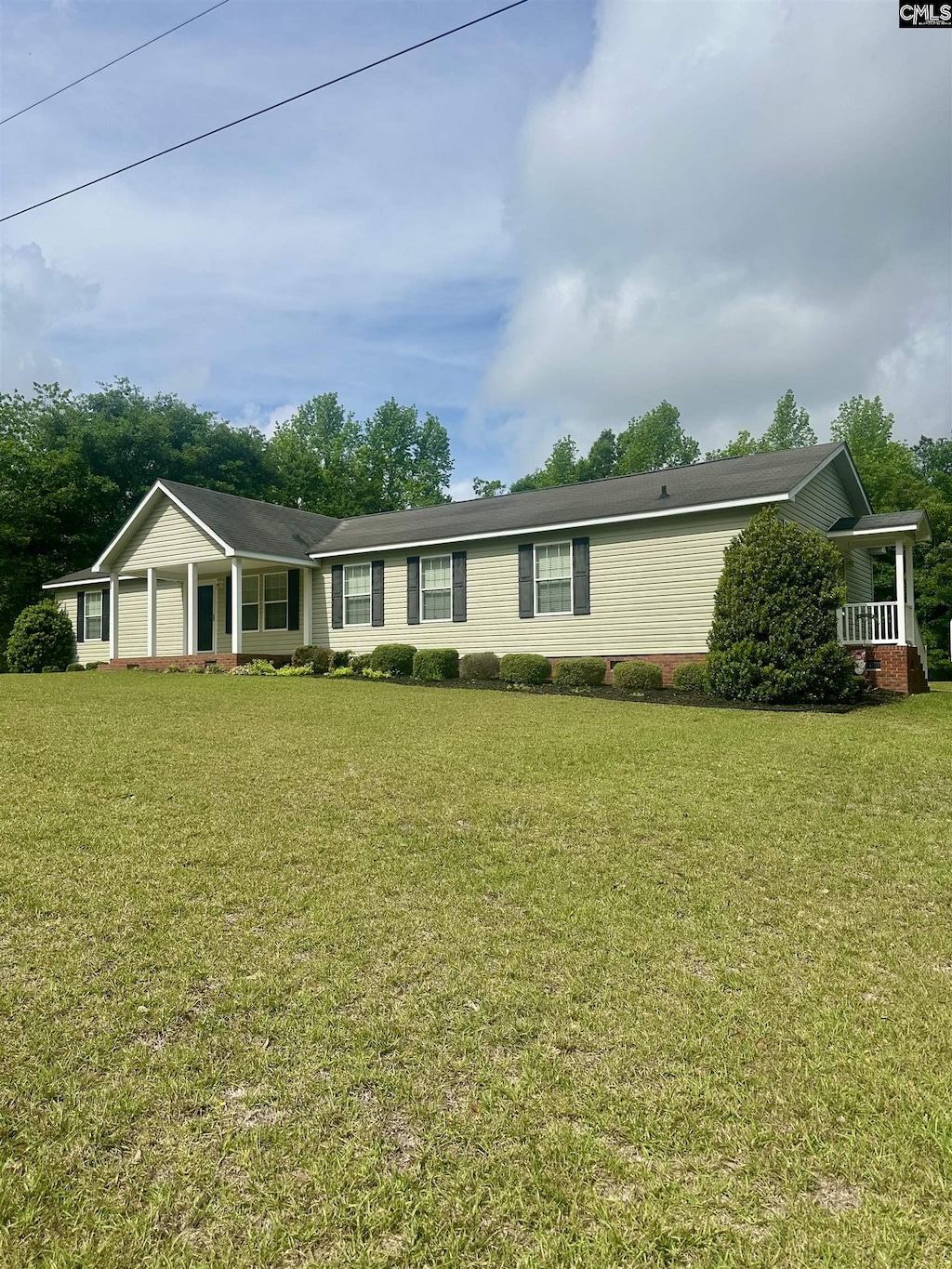 1774 Wintertide Rd, Jefferson, SC 29718 - view of front of home featuring a front yard