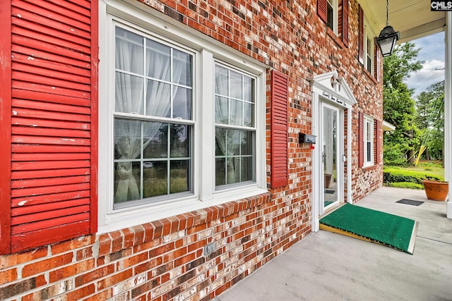 view of patio / terrace with covered porch