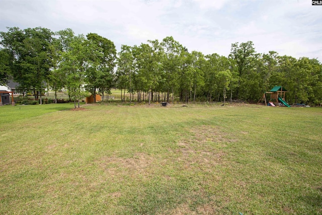 view of yard featuring a playground