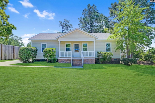 view of front of property featuring a porch, crawl space, fence, and a front lawn