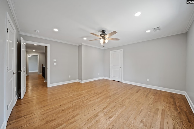 spare room featuring visible vents, a ceiling fan, light wood finished floors, and recessed lighting