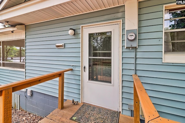 view of property entrance