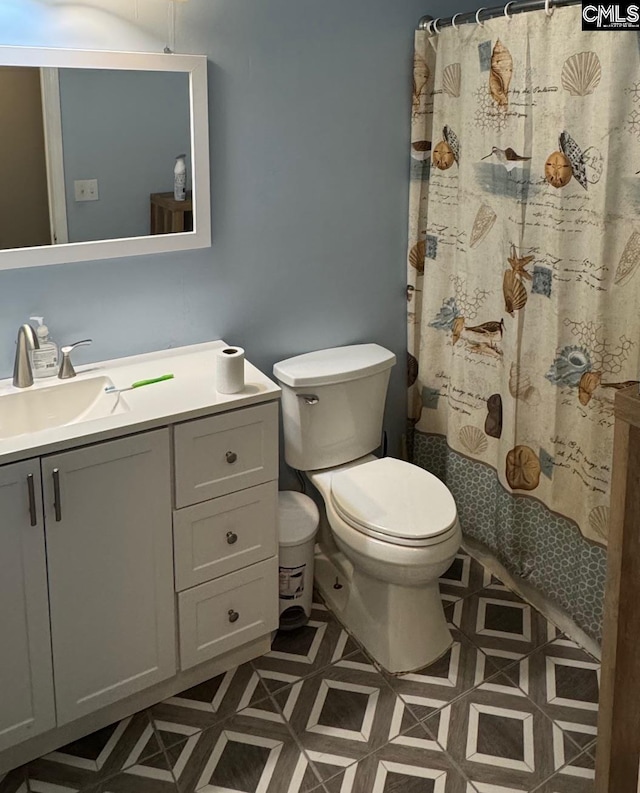 40 Turn Row Ct, Sumter, SC 29154 - full bath with toilet, vanity, and curtained shower