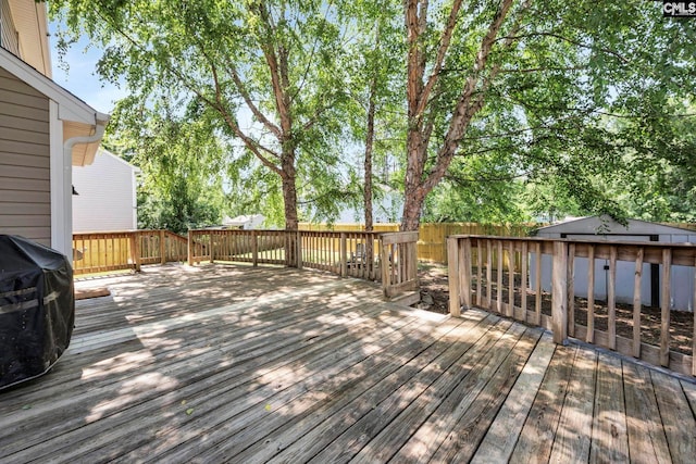 deck featuring fence