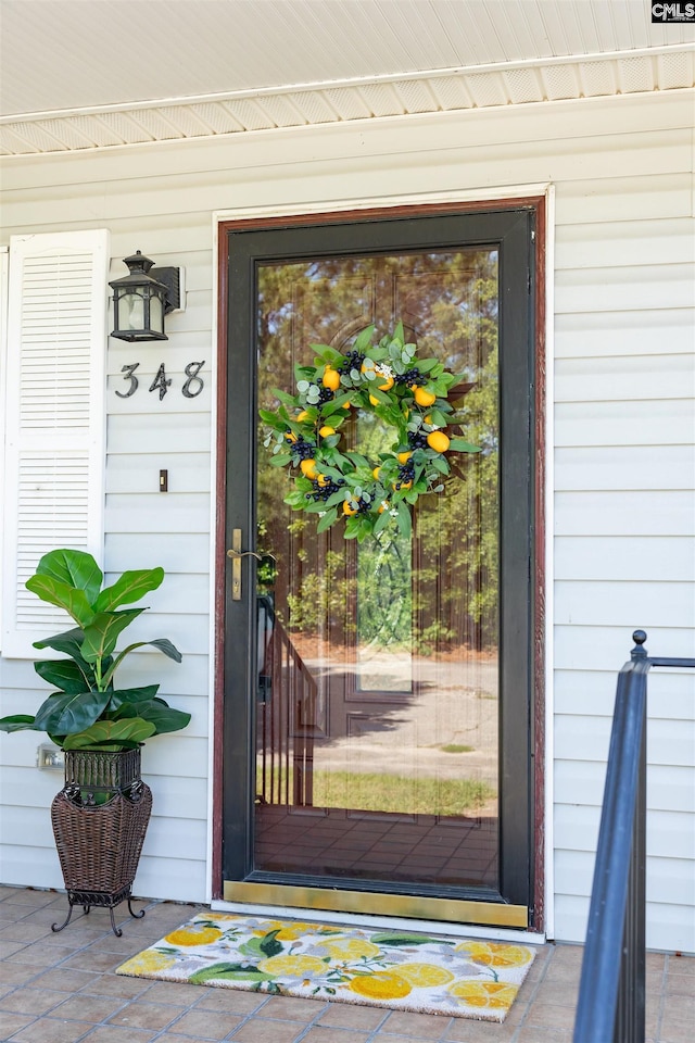 view of property entrance