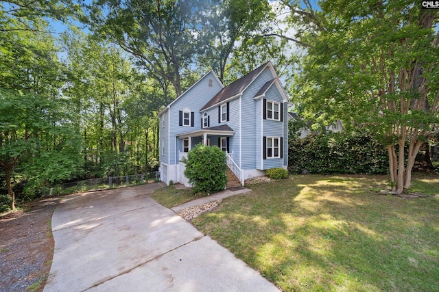 120 Coventry Lake Dr, Lexington, SC 29072 - traditional home with driveway