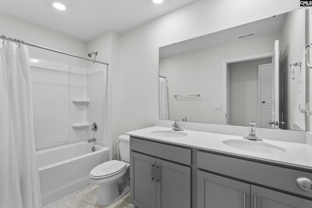 304 Sandbach Rd, Columbia, SC 29209 - full bath featuring a sink, toilet, double vanity, and visible vents