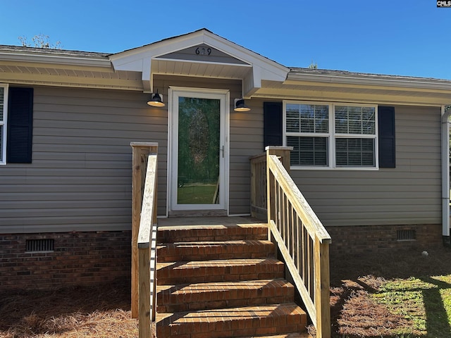 629 Crystal Creek Cir, Chapin, SC 29036 - property entrance featuring crawl space