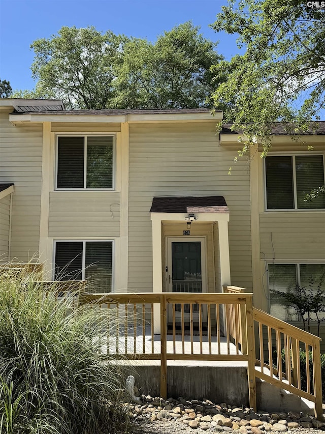 view of front of house