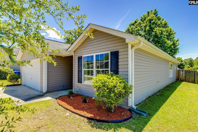 393 Vermillion Dr, Columbia, SC 29209 - view of side of home featuring driveway and a garage
