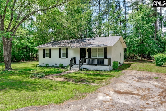 single story home featuring a porch, crawl space, and a front lawn