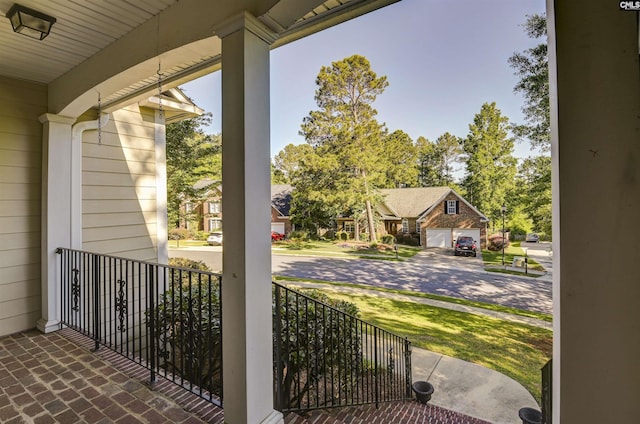 5 Stonewall Ct, Irmo, SC 29063 - balcony with covered porch
