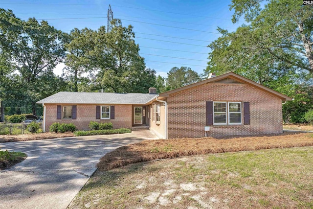 604 Shady Ln, Cayce, SC 29033 - single story home featuring brick siding and driveway