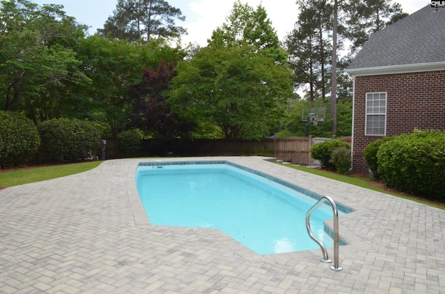 5102 Circle Dr, Columbia, SC 29206 - view of swimming pool with fence