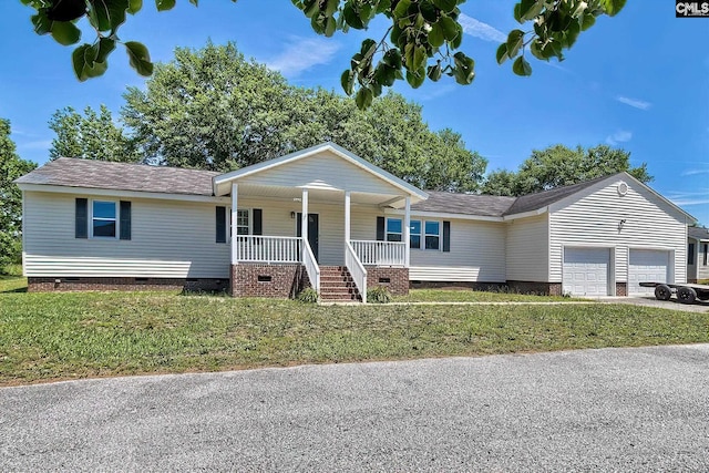 single story home with crawl space, a porch, roof with shingles, a front yard, and an attached garage
