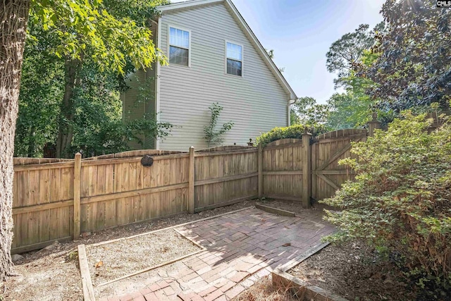 103 Beacon Ln, Columbia, SC 29229 - view of patio / terrace with a gate