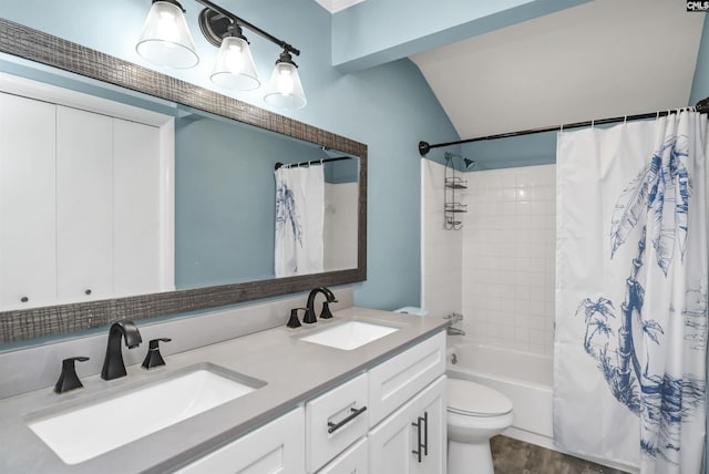 284 Outrigger Ln, Columbia, SC 29212 - bathroom with vaulted ceiling, toilet, shower / bath combo, and double vanity
