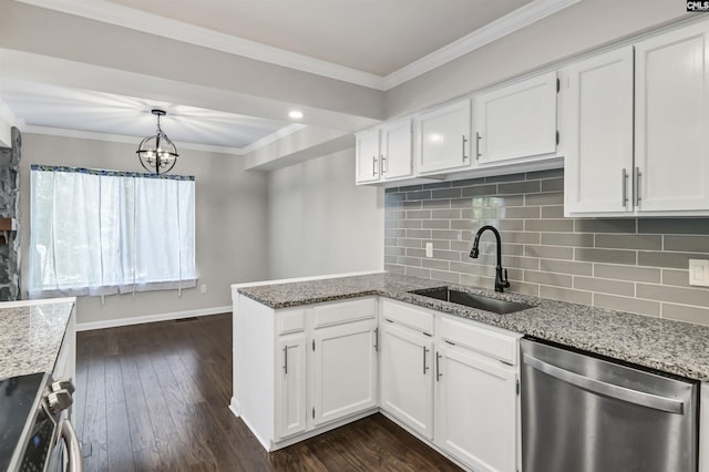 284 Outrigger Ln, Columbia, SC 29212 - kitchen with stainless steel appliances, a sink, a peninsula, white cabinetry, and ornamental molding