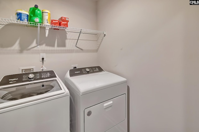 2040 Elmridge Rd, Columbia, SC 29209 - laundry area featuring washing machine and dryer